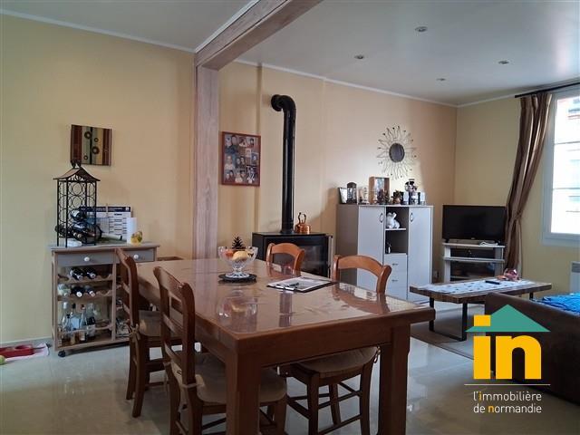 Maison de ville - 96 m² - 5 pièces