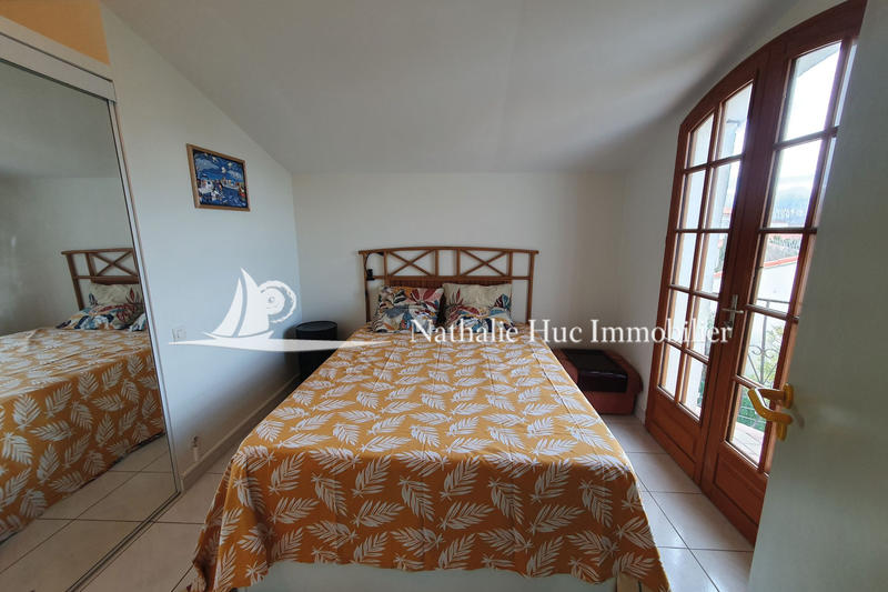 Maison - 170 m² - 9 pièces