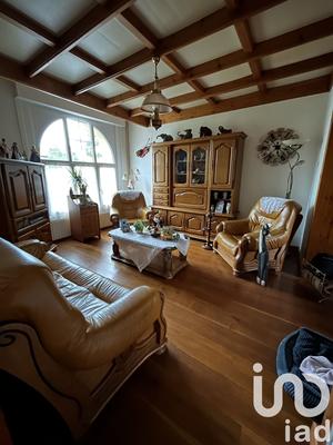 Maison - 135 m² - 9 pièces