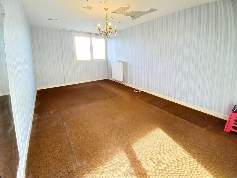 Appartement - 90 m² - 4 pièces