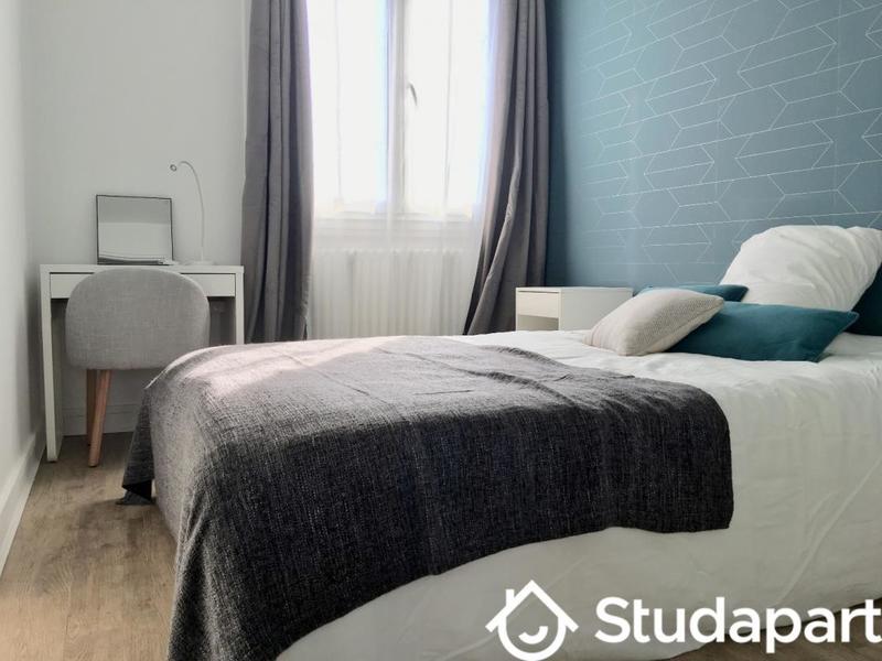 Chambre - 10 m² - 1 pièce