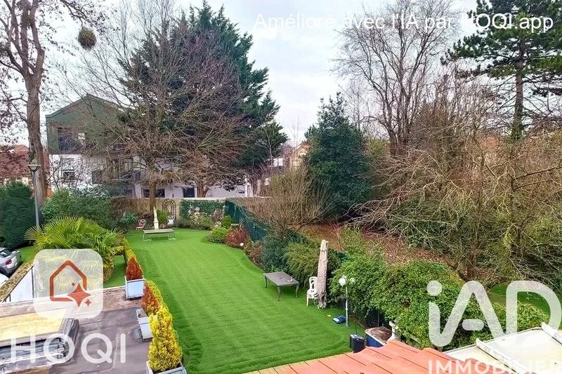 Maison - 219 m² - 10 pièces