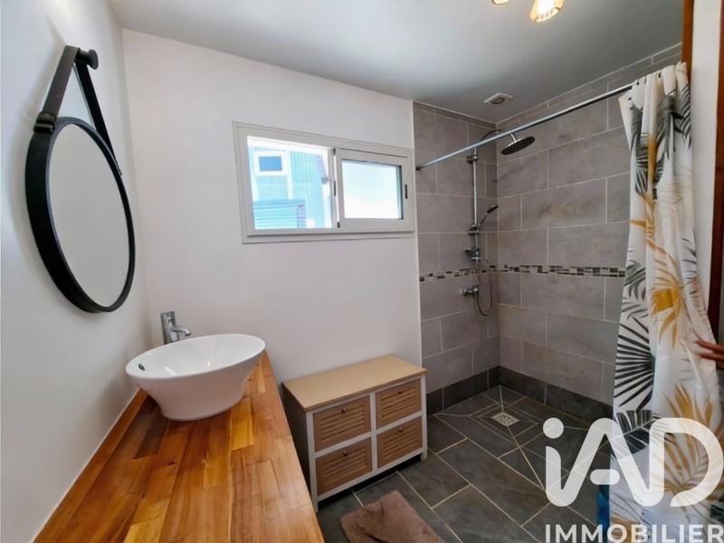 Maison - 250 m² - 12 pièces