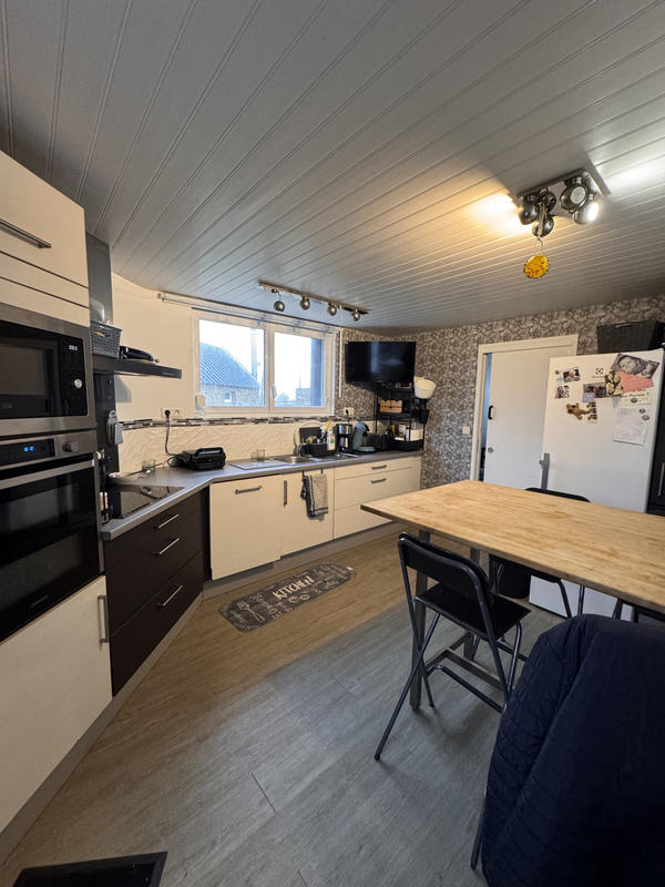 Maison - 143 m² - 8 pièces