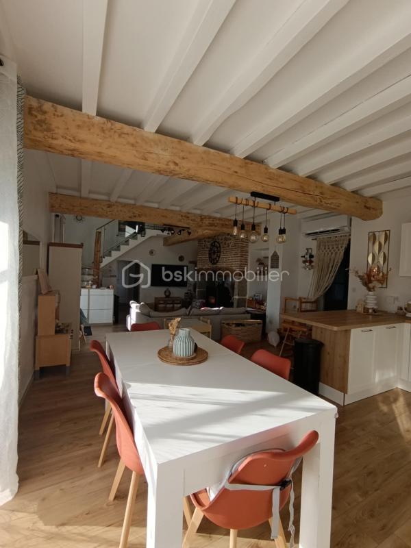 Demeure - 150 m² - 7 pièces