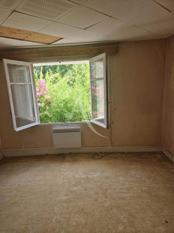 Maison - 140 m² - 4 pièces