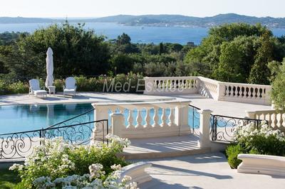 Demeure - 863 m² - 12 pièces