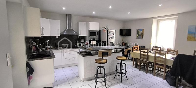 Demeure - 156 m² - 5 pièces