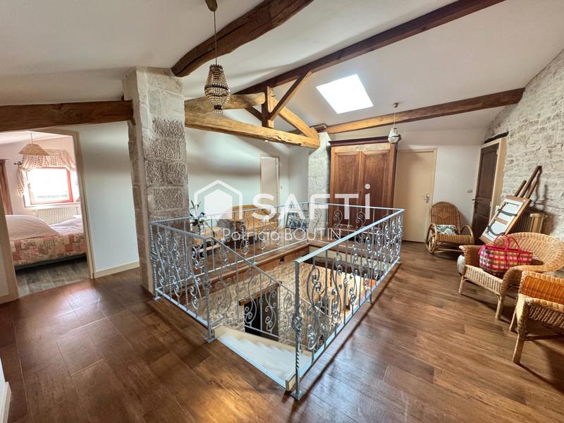 Maison - 192 m² - 7 pièces