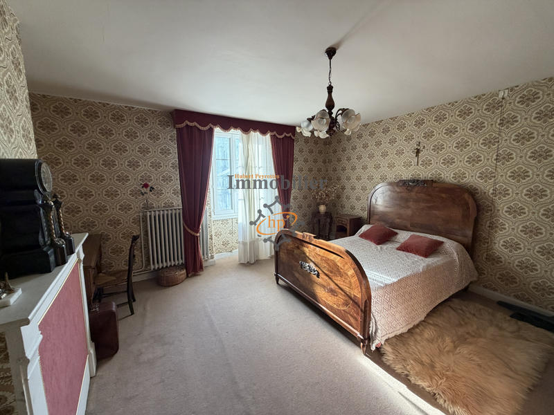 Maison - 190 m² - 6 pièces