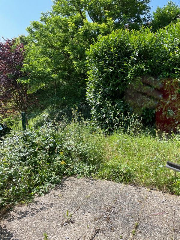 Pavillon - 96 m² - 5 pièces