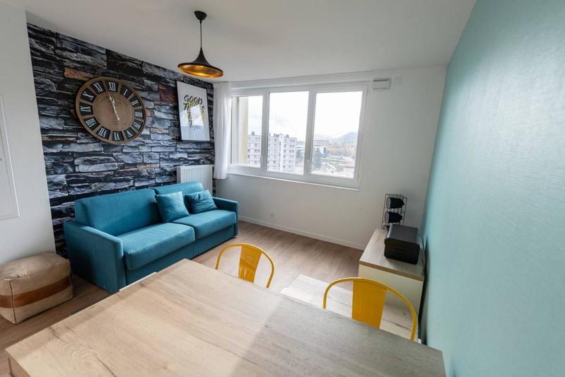 Chambre - 12 m² - 1 pièce