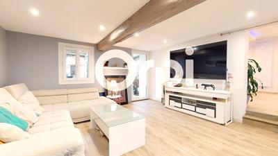 Maison - 300 m² - 9 pièces