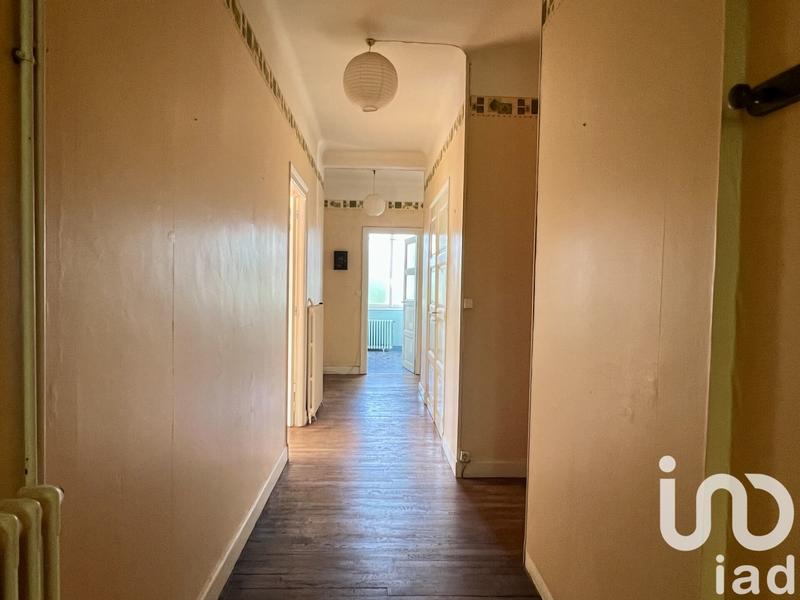 Maison - 220 m² - 9 pièces