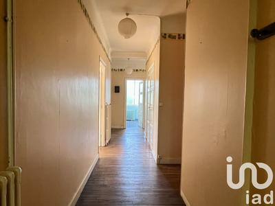 Maison - 220 m² - 9 pièces