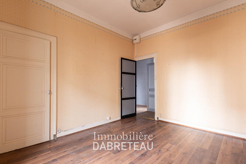 Maison - 181 m² - 5 pièces