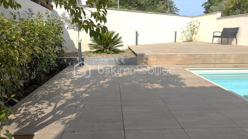 Maison traditionnelle - 86 m² - 4 pièces