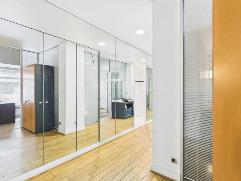 Local commercial - 151 m²