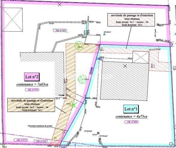 Maison - 204 m² - 9 pièces