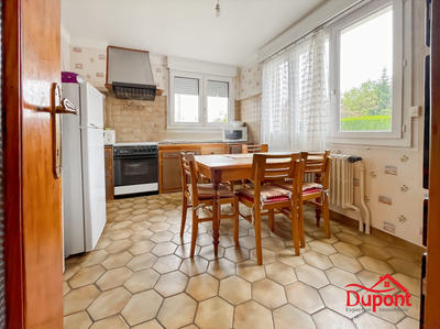 Maison - 97 m² - 5 pièces