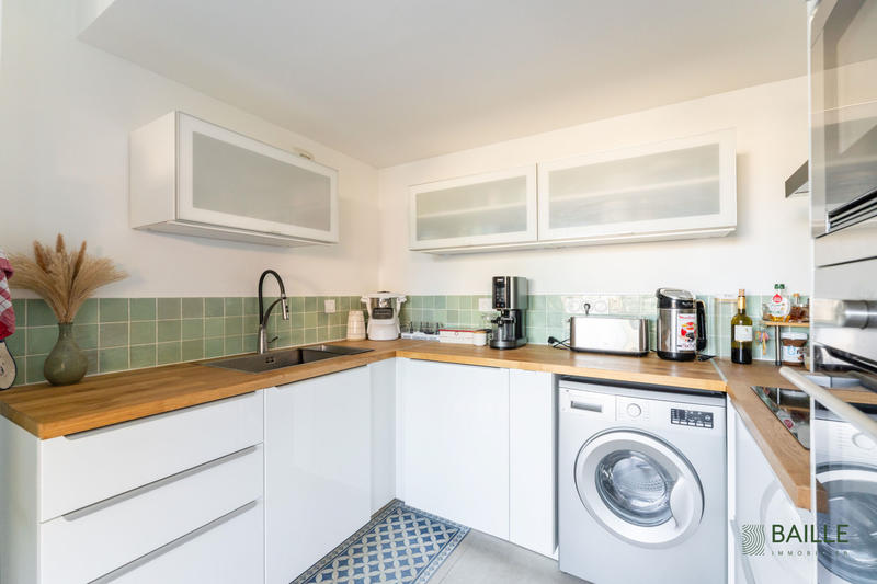 Appartement - 90 m² - 4 pièces