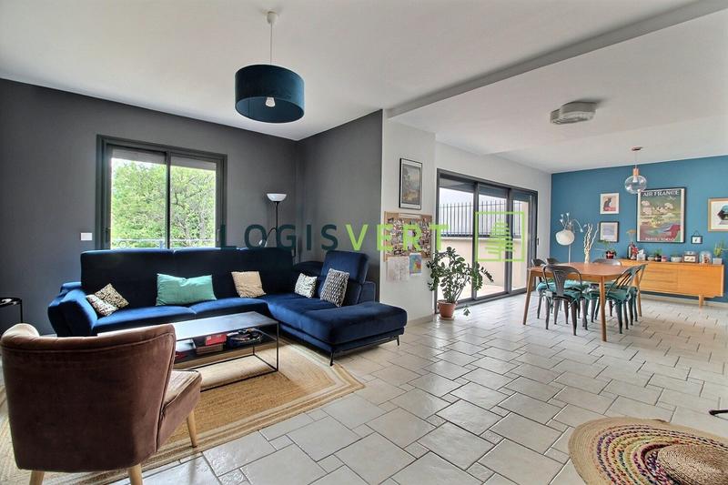 Maison - 137 m² - 6 pièces