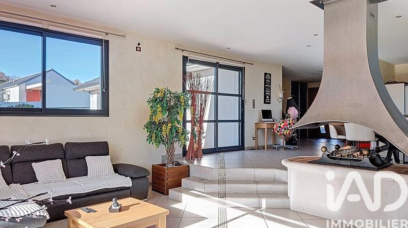 Maison - 190 m² - 7 pièces