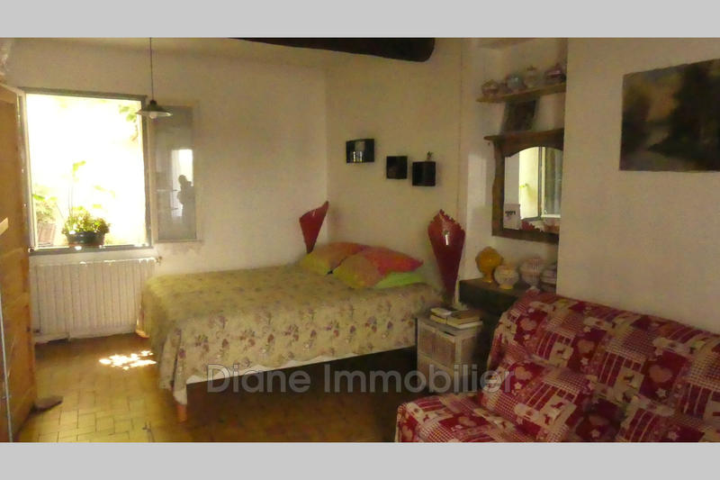 Maison - 224 m² - 8 pièces