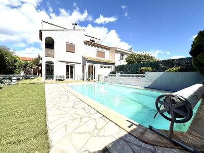 Villa - 180 m² - 7 pièces