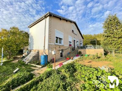 Maison - 56 m² - 5 pièces