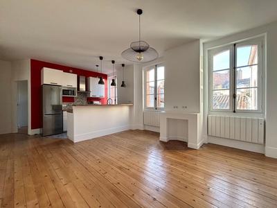 Appartement - 77 m² - 3 pièces