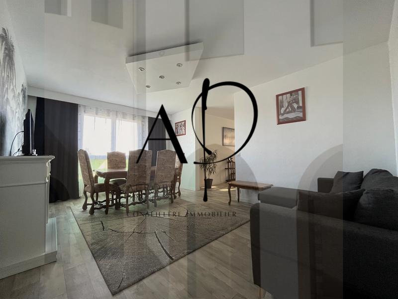 Appartement - 100 m² - 4 pièces