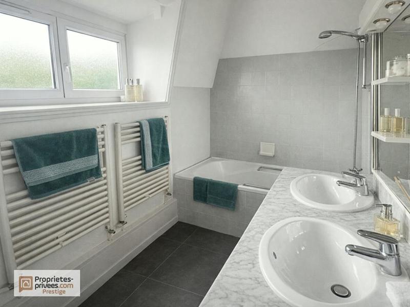 Maison - 172 m² - 7 pièces