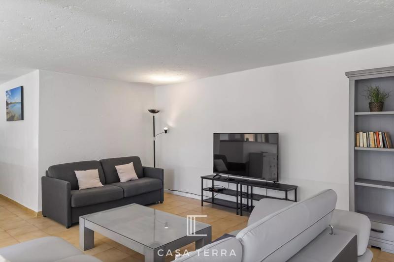 Villa - 269 m² - 11 pièces