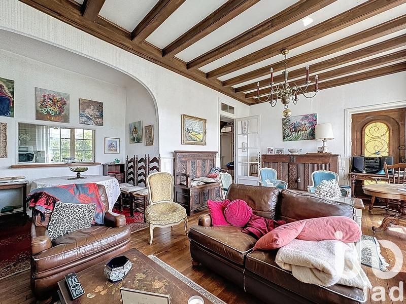 Maison - 188 m² - 8 pièces