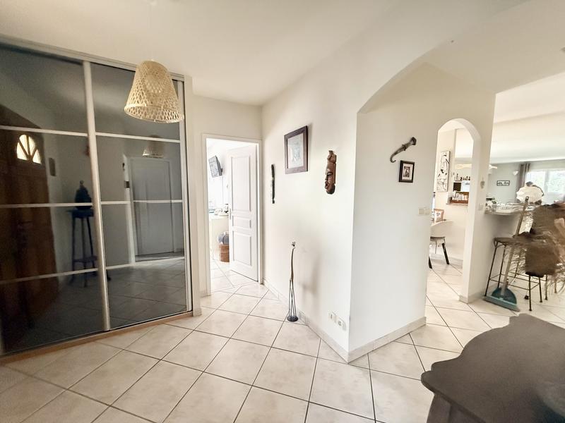 Maison - 137 m² - 4 pièces