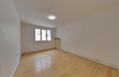 Appartement - 79 m² - 5 pièces