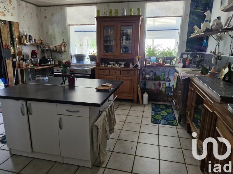 Maison - 216 m² - 10 pièces