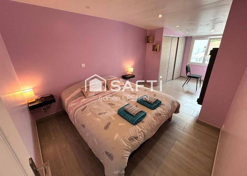 Villa - 240 m² - 9 pièces