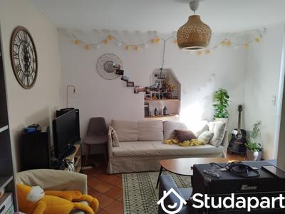 Chambre - 12 m² - 1 pièce