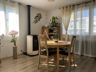 Maison - 89 m² - 4 pièces