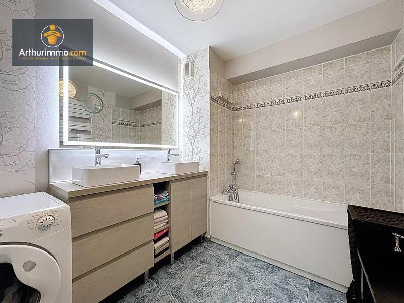 Appartement - 90 m² - 4 pièces