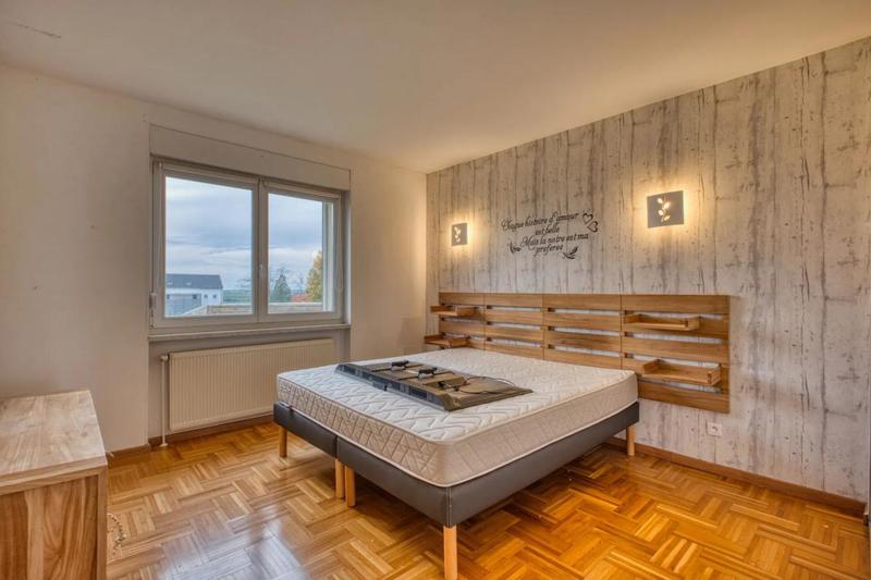 Maison - 266 m² - 7 pièces