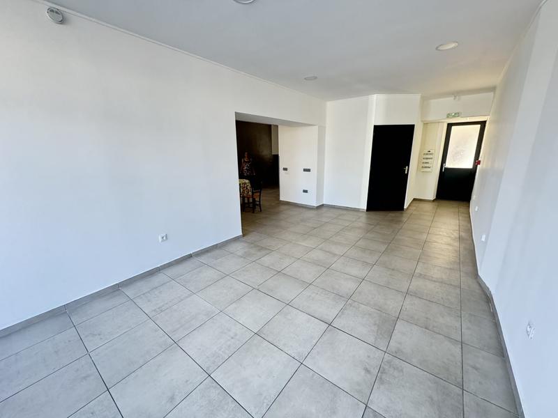 Local commercial - 100 m²