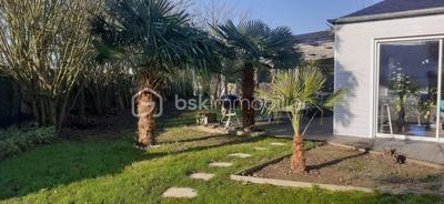 Maison de bois - 201 m² - 8 pièces