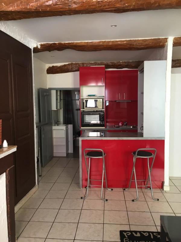 Studio - 30 m² - 1 pièce