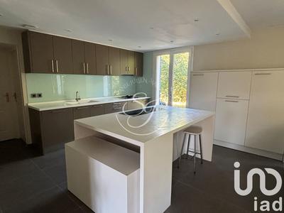 Maison - 151 m² - 6 pièces