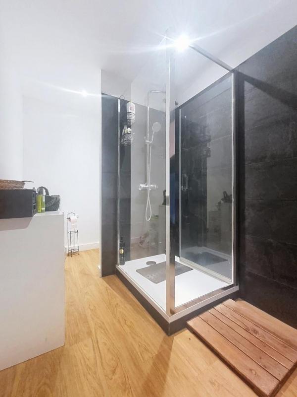 Maison - 158 m² - 8 pièces