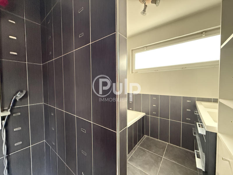 Maison - 88 m² - 5 pièces