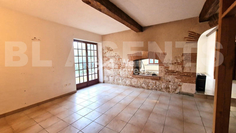 Maison - 230 m² - 7 pièces